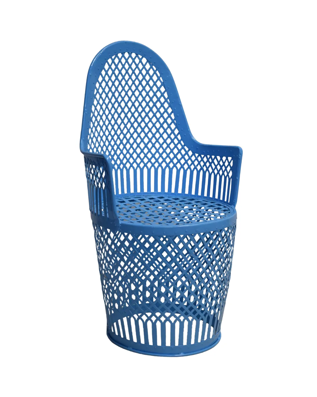 CH09 Classic Mesh Armchair - Image 1
